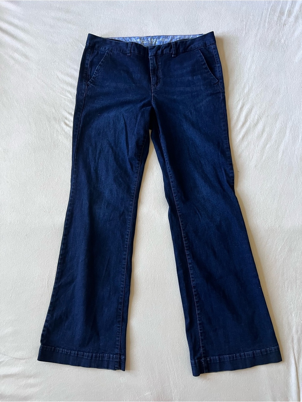 Tommy Hilfiger Navy Flare Jeans low rise y2k size 12 dark wash designer
